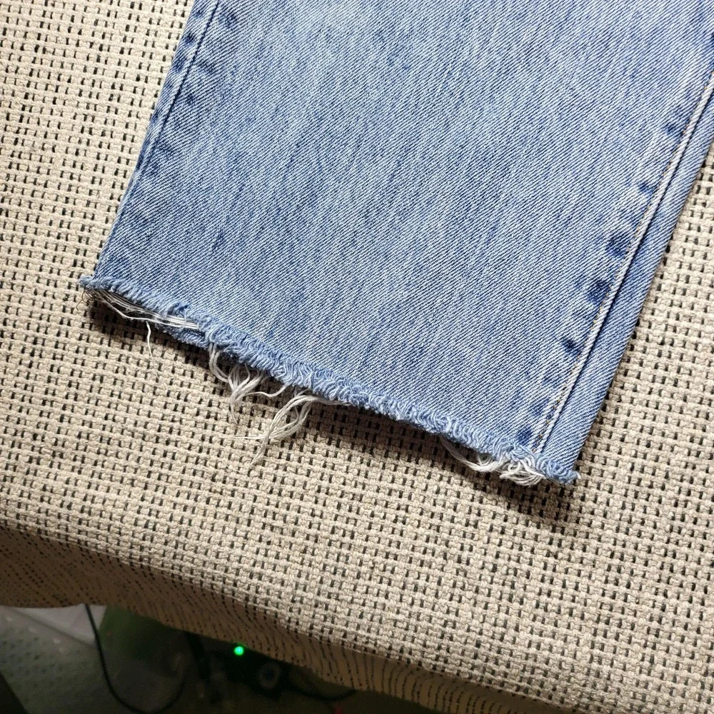 Levis 501 Jeans Mens 31x29 Light Wash Blue Button Fly Straight Leg Denim Pants